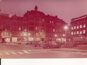 Wałbrzych rynek nocą - 025763