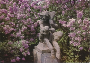 Warszawa rzeźba Satyra - 027135