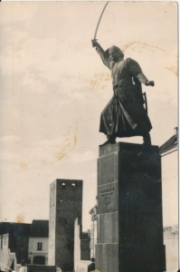 Warszawa pomnik Kilińskiego - 027223