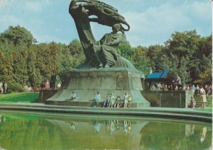 Warszawa pomnik Chopina - 027233