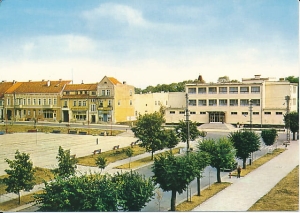 Olecko Plac Wolności - 028250
