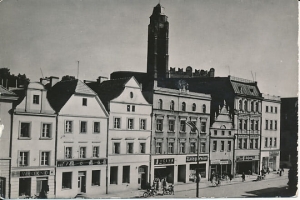 Paczków kamieniczki w rynku - 028394