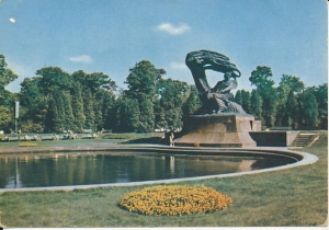 Warszawa pomnik Chopina - 028845