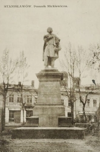 Stanisławów Pomnik Mickiewicza -Reprodukcja 4674