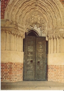 Gniezno portal katedry - 030646