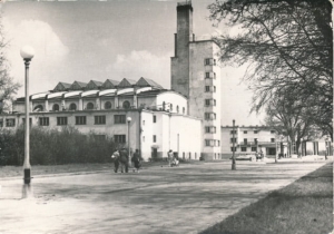 Warszawa Akademia wychowania fizycznego - 031877