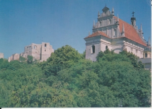 Kazimierz Dolny kościół farny - 033691