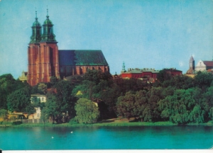 Gniezno gotycka katedra - 034765