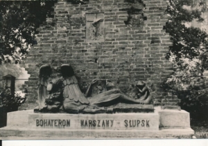 Słupsk pomnik - 034899