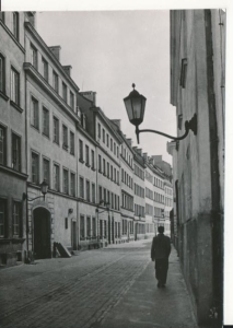 Warszawa ul. Kozia - 040309