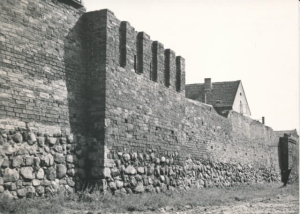 Słupsk mury obronne - 040439