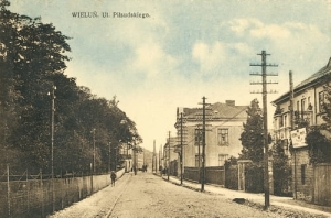 Wieluń ul. Piłsudskiego - Reprodukcja 5125