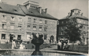 Zambrów skwer na rynku - 040686