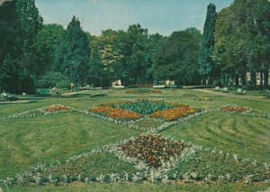 Słupsk fragment parku - 041944