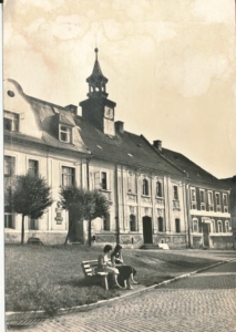 Lewin Kłodzki ratusz - 042074
