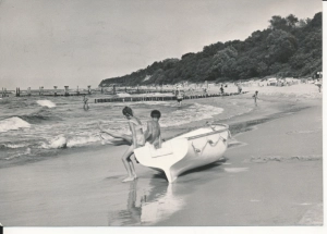 Rewal plaża Bałtyk morze - 042790