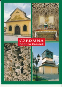 Czerwmna kaplica czaszek - 043891