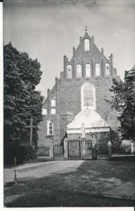 Maków Mazowiecki kościół - 045895