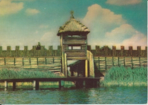 Biskupin osiedle prasłowiańskie - 046115