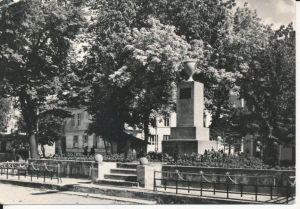 Kętrzyn pomnik - 047082