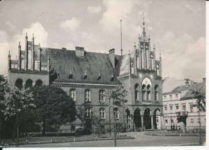 Kętrzyn siedziba prezydium - 047084
