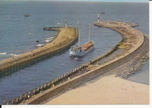 Kołobrzeg wejście do portu - 047196