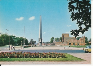 Łódź pomnik - 047216