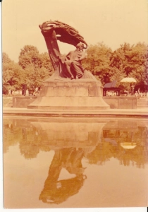 Warszawa Pomnik Chopina - 050450