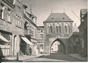 Białogard Brama Połczyńska - 053743