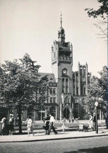 Słupsk Neogotycki Ratusz - 053789