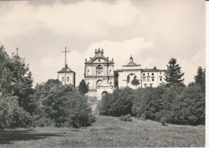 Góry Świętokrzyskie klasztor - 053799