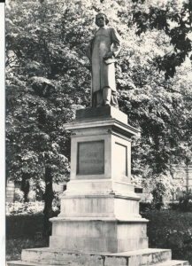 Przemyśl pomnik A. Mickiewicza - 053868