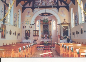 Piłka kościół wnętrze - 056270