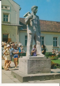 Wieliczka pomnik górnika - 056673