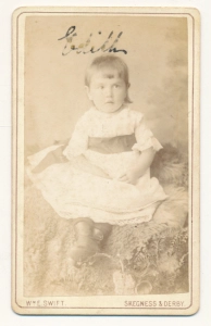 CDV fotografia wizytowa dziewczynka - 25110