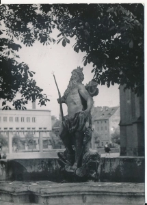 Legnica Studnia Neptuna - 057231