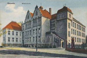 Gliwice Szkoła średnia - Reprodukcja 6077