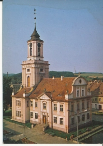Świebodzice klasycystyczny ratusz - 059270