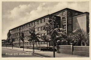 Mikołów Szkoła - Reprodukcja 6252