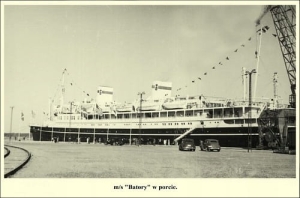 m/s BATORY w porcie -Reprodukcja 6826