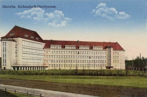 Gliwice Szkoła - Reprodukcja 7390