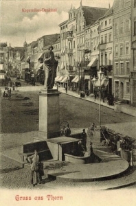 Toruń Pomnik Kopernika - Reprodukcja 7588