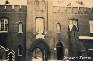 Gniew Zamek - Reprodukcja 7943
