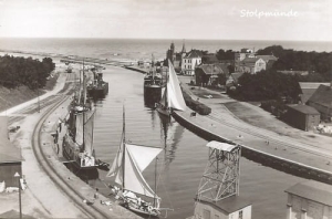 Ustka port - Reprodukcja 8244