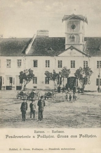 Podhajce Ratusz - Reprodukcja 9798