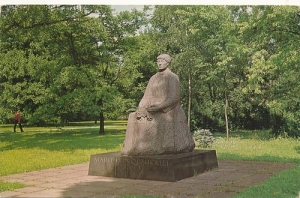 Warszawa Pomnik Konopnickiej 05018