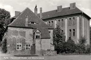 Pyrzyce Klasztor Franciszkanów-Reprodukcja 18951