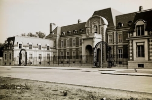 Warszawa Ambasada Francuska - Reprodukcja 3046