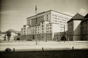 Warszawa Dom akademicki -Reprodukcja 3060