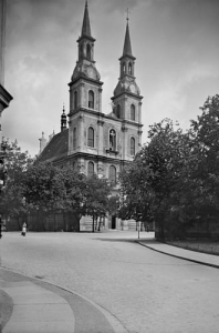 Brzeg Kościół - Reprodukcja 24704